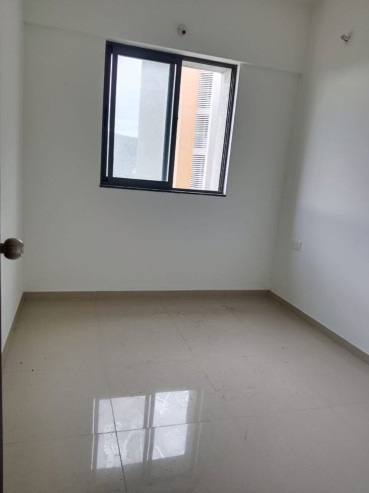 Room, shapoorji-pallonji-joyville-hinjewadi 2 Bedroom 800 Sq.Ft. Apartment In Hinjewadi Pune 9833278