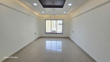 2 BHK Apartment For Rent in Malad West