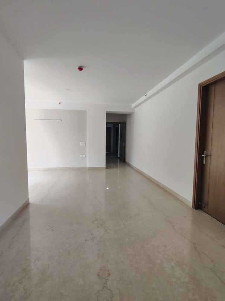 Room, sector 89a 3.5 Bedroom 2150 Sq.Ft. Apartment In Sector 89a Gurgaon 9833295