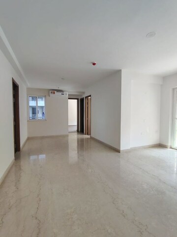 Room in 3.5 BHK Apartment at Sector 89a – for Sale