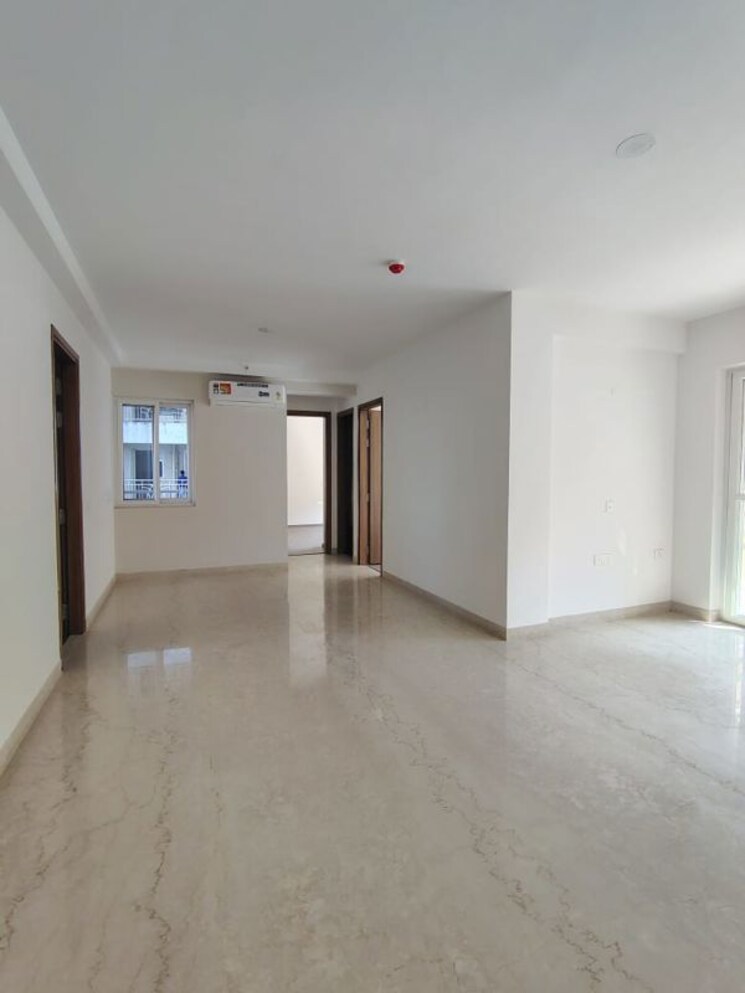 Room, sector 89a 3.5 Bedroom 2150 Sq.Ft. Apartment In Sector 89a Gurgaon 9833295
