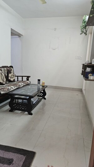Parking in 2 BHK Builder Floor at Eldeco Ananda, Sector 48 – for Rent