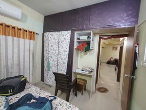 Room in 3 BHK Apartment at Jahangirpura – for Rent
