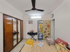 2 BHK + Extra Room Apartment For Rent in Raunak Unnathi Gardens Phase II