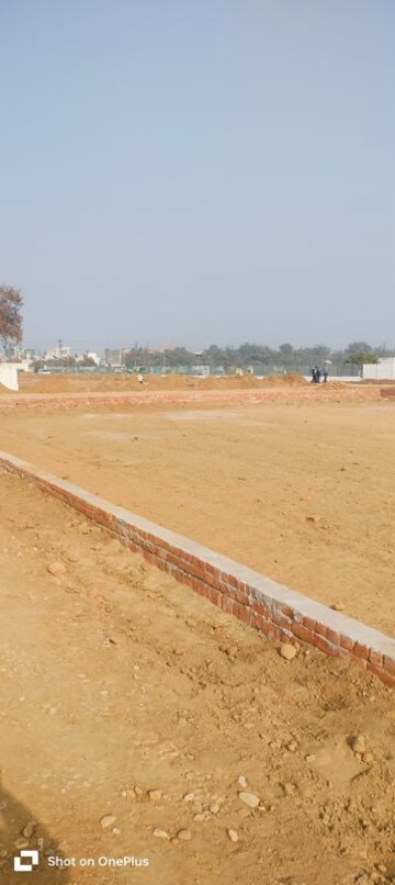  Plot For Sale in Modipuram