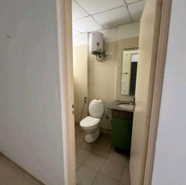 Bathroom, vatika-gurgaon-21 4 Bedroom 2406 Sq.Ft. Apartment In Sector 83 Gurgaon 9833365