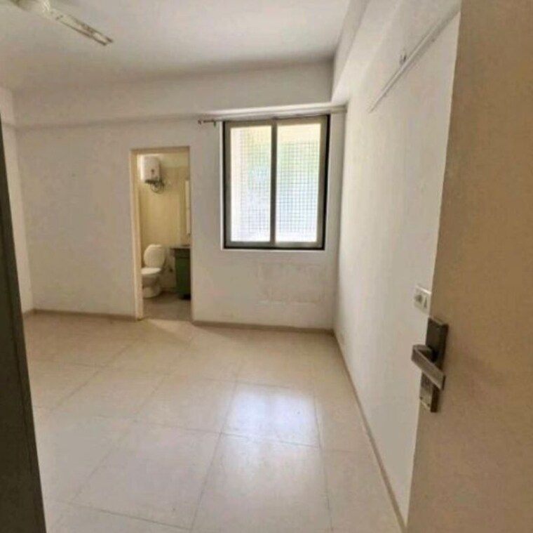 Room, vatika-gurgaon-21 4 Bedroom 2406 Sq.Ft. Apartment In Sector 83 Gurgaon 9833365