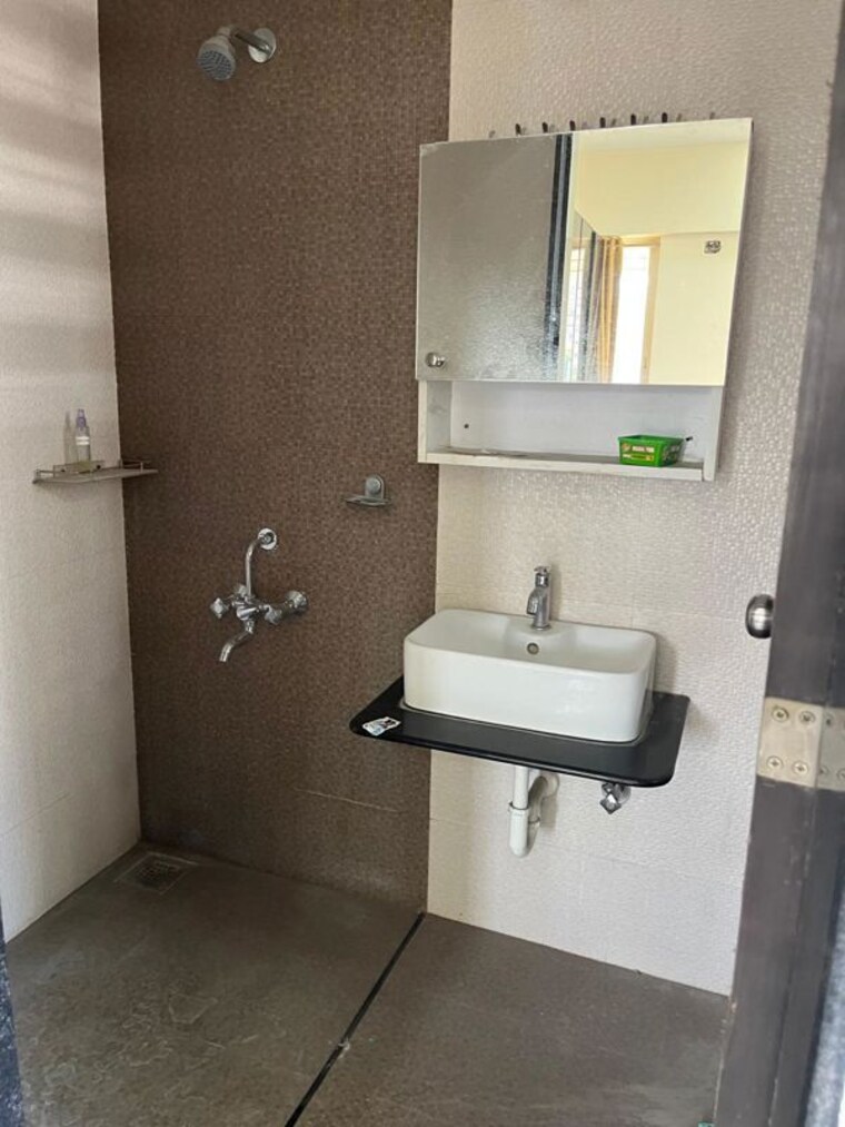 Bathroom, builders-combine-bella-vista 2 Bedroom 1250 Sq.Ft. Apartment In Bavdhan Pune 9833379