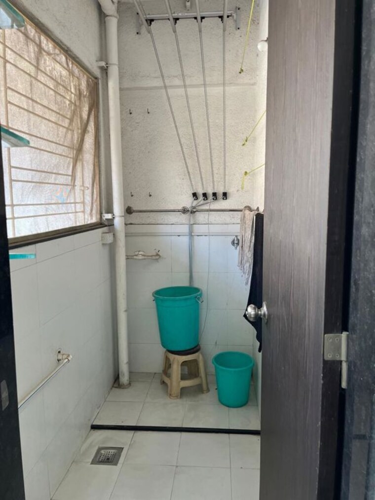 Bathroom, builders-combine-bella-vista 2 Bedroom 1250 Sq.Ft. Apartment In Bavdhan Pune 9833379