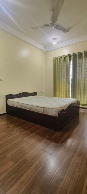 Bedroom in 2 BHK Apartment at The Hillside Kanchajunga Kailash, Bavdhan – for Rent