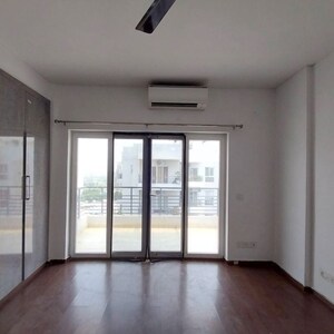 Room in 2 BHK Apartment at Spaze Privy AT4, Sector 84 – for Rent