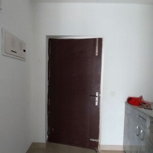 Furnished Amenities in 2 BHK Apartment at Spaze Privy AT4, Sector 84 – for Rent