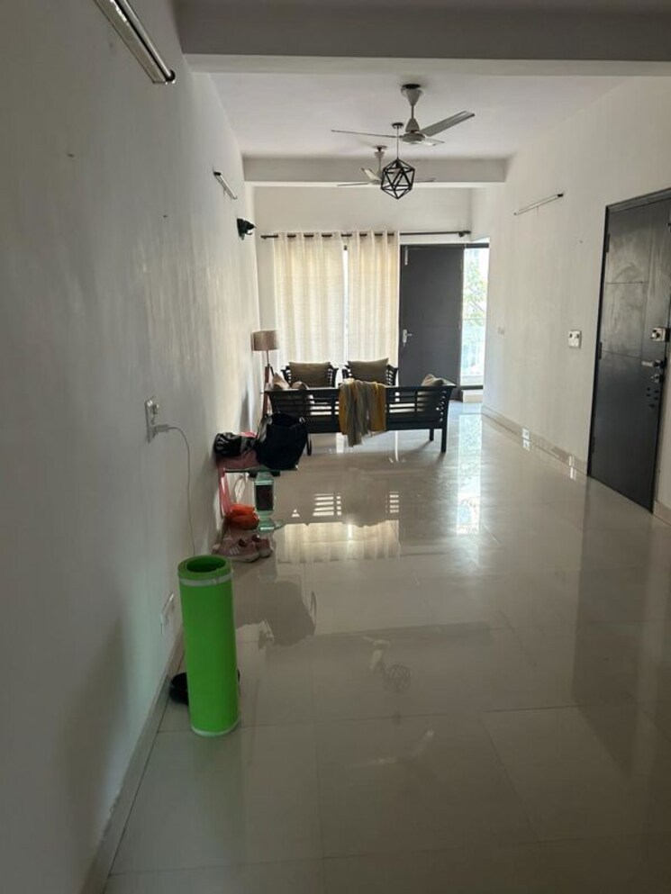 Room, kailash hills 2 Bedroom 1200 Sq.Ft. Builder Floor In Kailash Hills Delhi 9833396