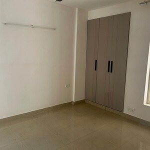 Room in 3 BHK Apartment at Ushay Towers, New Tara Nagar – for Rent