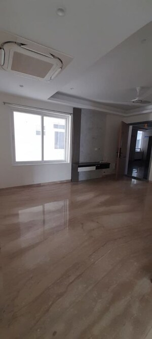 Room in 3 BHK Apartment at My Home Bhooja, Hi Tech City – for Rent