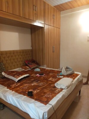 Bedroom in 2 BHK Apartment at Marita Apartment, Pali Hill – for Rent