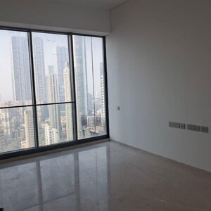 Room in 4 BHK Apartment at Rustomjee Crown, Gokhale Road – for Rent