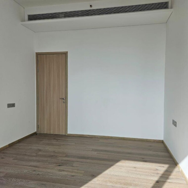 Room, rustomjee-crown 4 Bedroom 2650 Sq.Ft. Apartment In Gokhale Road Mumbai 9833434