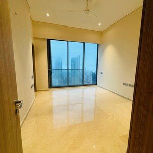 Room in 4 BHK Apartment at Rustomjee Crown, Gokhale Road – for Rent