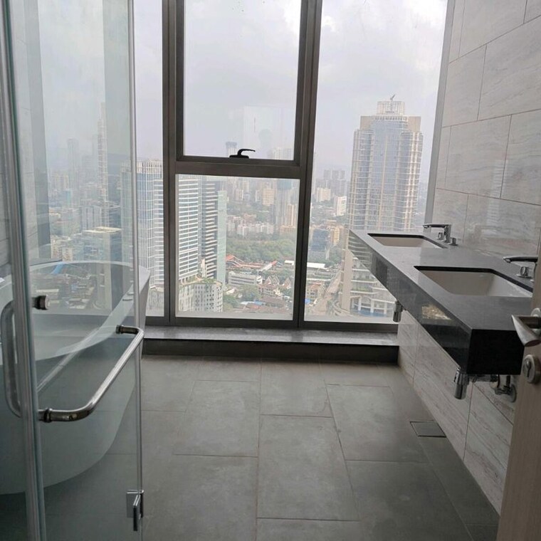 Bathroom, rustomjee-crown-phase-2 4 Bedroom 2690 Sq.Ft. Apartment In Gokhale Road Mumbai 9833455