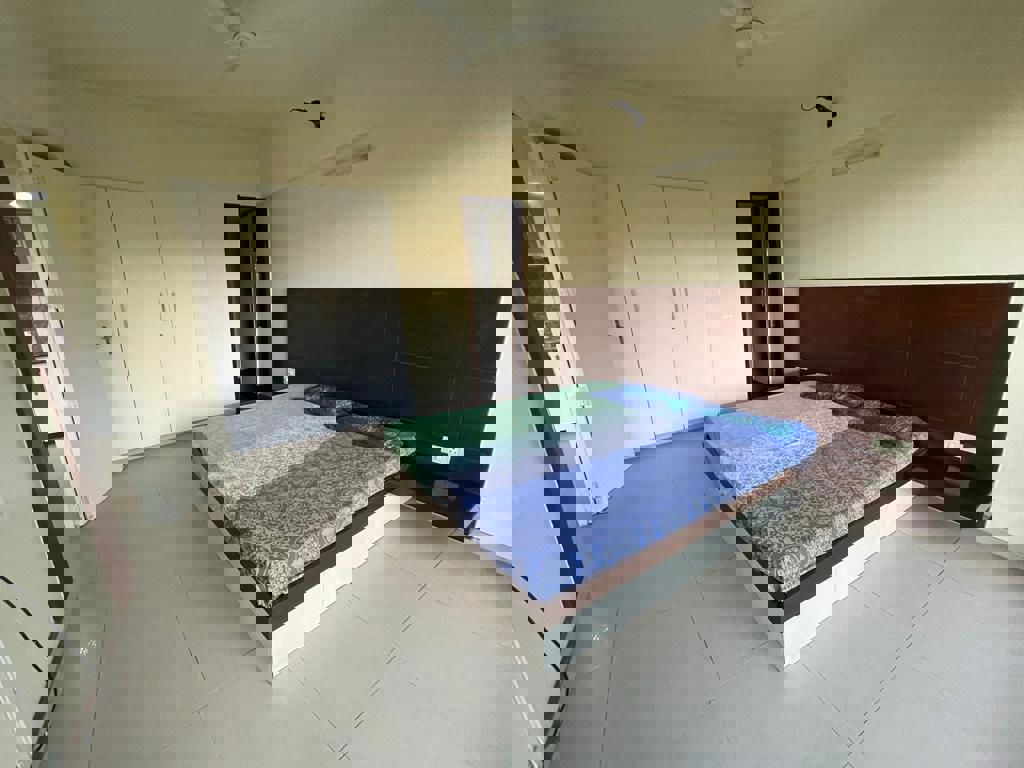 1 BHK + Pooja Room,Servant Room,Study Room,Extra Room Apartment For Rent in Maple Wood