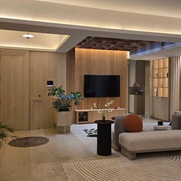 Living Room in 4 BHK Apartment at Sheth Beaumonte, Joglekar Nagar – for Rent