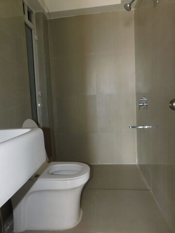 Bathroom in 3.5 BHK Apartment at Indiabulls One Indiabulls, Pokhran Road No Two – for Sale