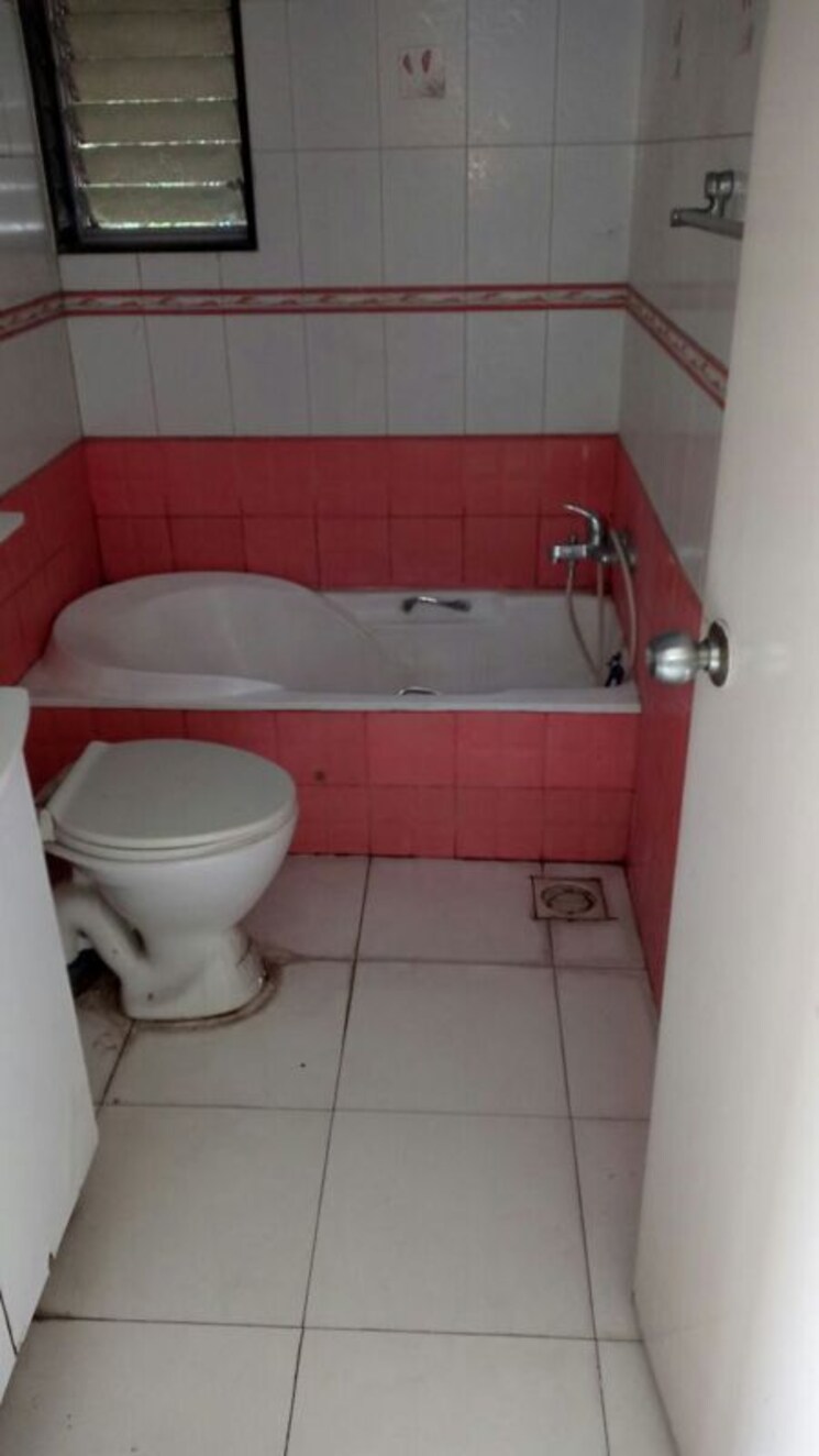 Bathroom, dnv-elite-empire 3 Bedroom 2500 Sq.Ft. Villa In Balewadi Pune 9833483