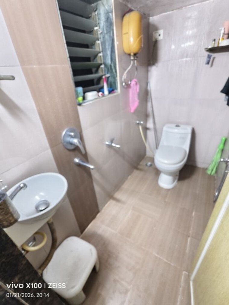 Bathroom, shreeji-residency-kalwa 1 Bedroom 700 Sq.Ft. Apartment In Kalwa Thane 9833501