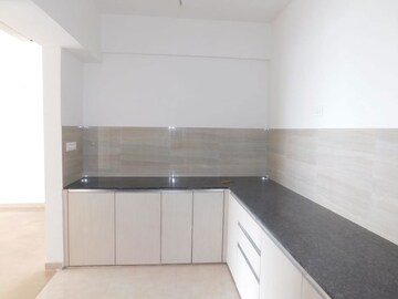 Kitchen in 3.5 BHK Apartment at Indiabulls One Indiabulls, Pokhran Road No Two – for Sale