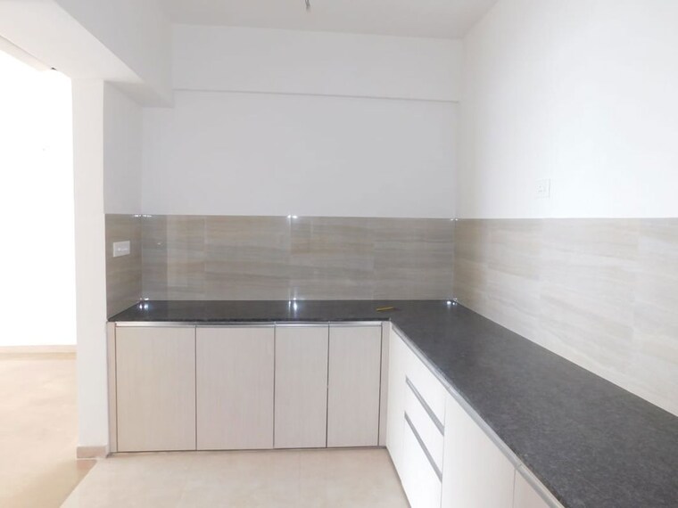 Kitchen, indiabulls-one-indiabulls 3.5 Bedroom 1250 Sq.Ft. Apartment In Pokhran Road No Two Thane 9833507