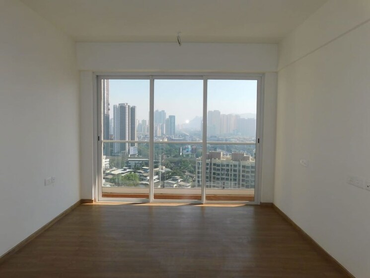 Room, indiabulls-one-indiabulls 3.5 Bedroom 1250 Sq.Ft. Apartment In Pokhran Road No Two Thane 9833507