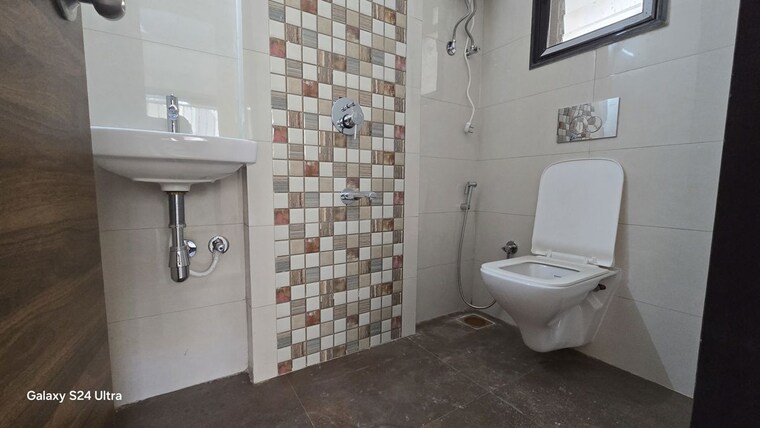 Bathroom, modispaces-amizarna 1 Bedroom 427 Sq.Ft. Apartment In Malad West Mumbai 9833521