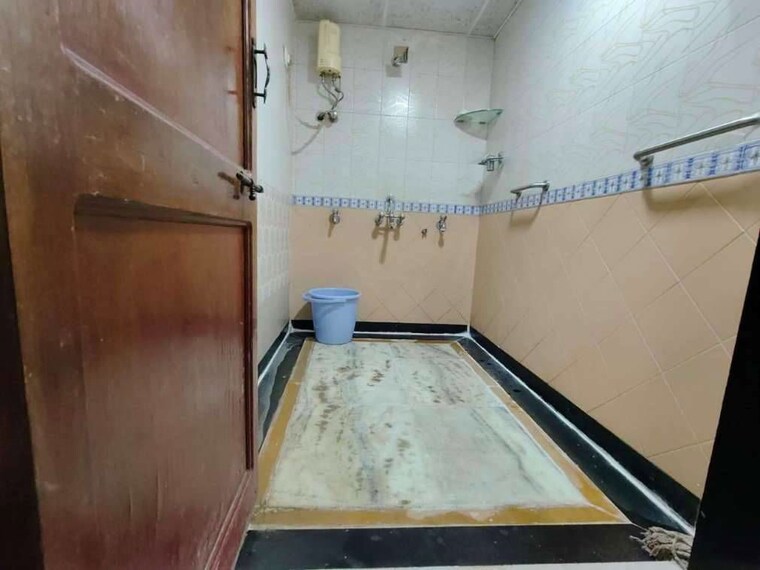 Bathroom, new panvel Pg For Girls In New Panvel 9833509