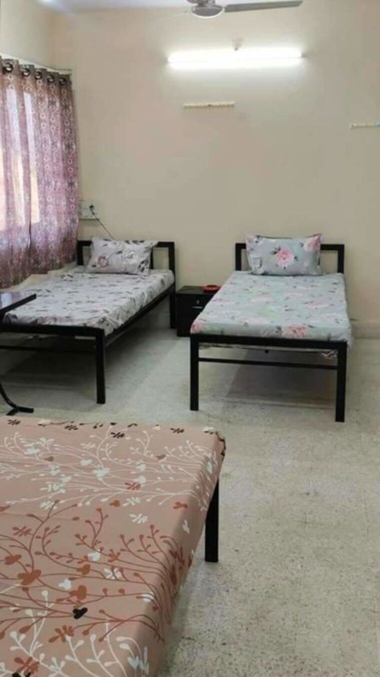 Bedroom, nerul Pg For Boys & Girls In Nerul 9833512