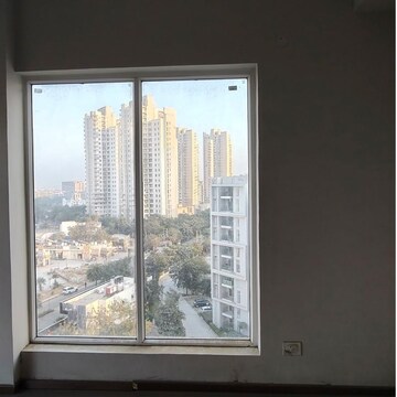 Room in 4 BHK Apartment at Spaze Privy AT4, Sector 84 – for Rent