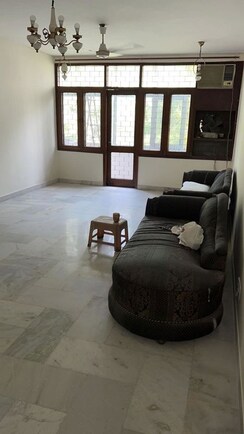 3.5 BHK + Servant Room,Study Room Builder Floor For Sale in Panchsheel Park