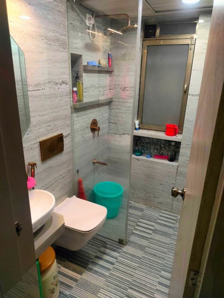Bathroom, mamata-apartments 2 Bedroom 900 Sq.Ft. Apartment In Prabhadevi Mumbai 9833529