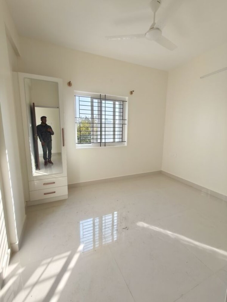 Room, indiranagar 1 Bedroom 510 Sq.Ft. Apartment In Indiranagar Bangalore 9833536
