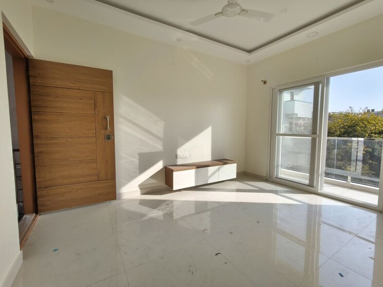 Room, indiranagar 1 Bedroom 510 Sq.Ft. Apartment In Indiranagar Bangalore 9833536