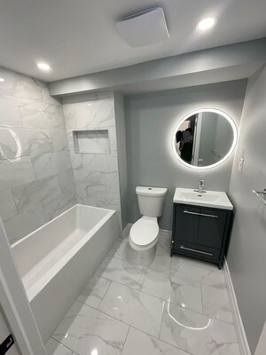 Bathroom in 4 BHK Apartment at Rustomjee Crown, Prabhadevi – for Rent