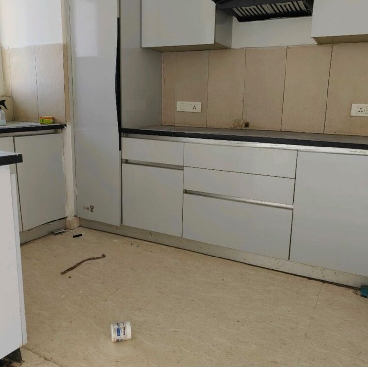 Bathroom, ss-the-leaf 3 Bedroom 2280 Sq.Ft. Apartment In Sector 85 Gurgaon 9833561