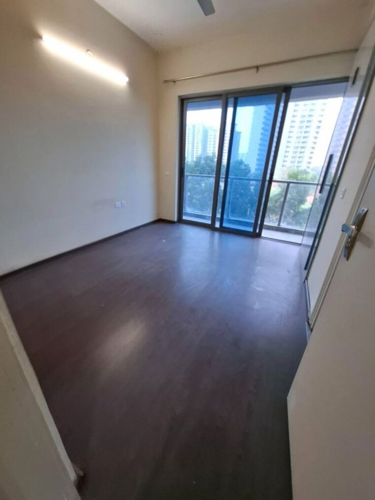 Room, paras-dews 2 Bedroom 1385 Sq.Ft. Apartment In Panwala Khusropur Gurgaon 9833563