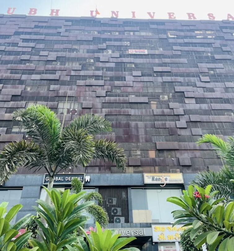 Cover Image, vesu Commercial Office Space 850 Sq.Ft. In Vesu Surat 9833577