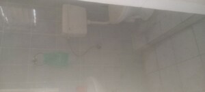 Room in 2 BHK Apartment at Rohini Apartment, Gomti Nagar – for Sale