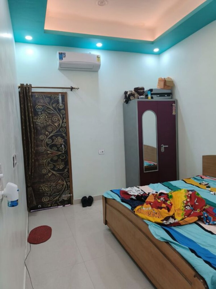 Bedroom, gomti nagar 1 RK 400 Sq.Ft. Builder Floor In Gomti Nagar Lucknow 9833588
