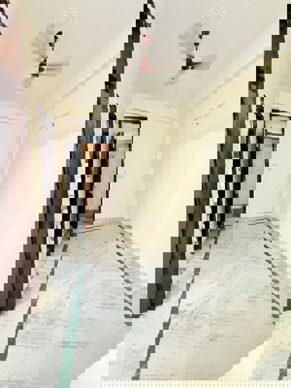 1.5 BHK Builder Floor For Rent in Chattarpur