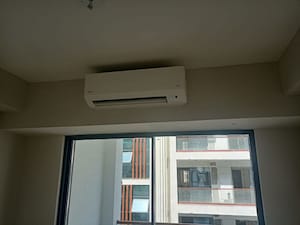 Building Lobby in 3 BHK Apartment at Signature Global City 63A, Sector 63a – for Rent