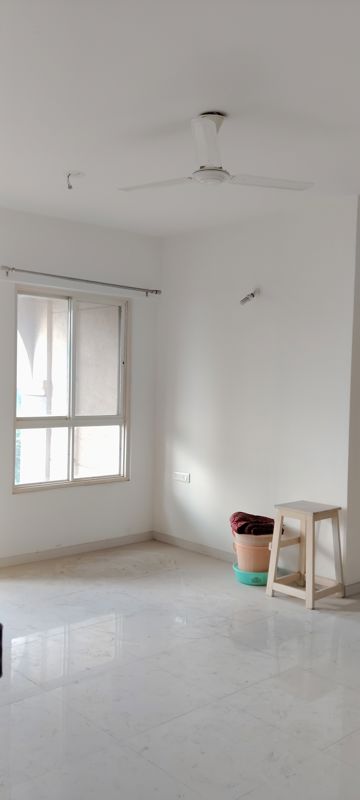 2 BHK 960 Sq.Ft. Apartment in Goel Ganga Estoria