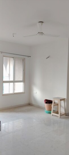 2 BHK Apartment For Sale in Goel Ganga Estoria